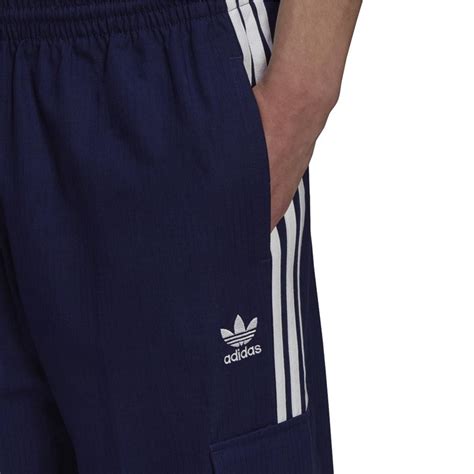 adidas broek heren licht blauw|Blauwe adidas Sportbroeken voor heren .